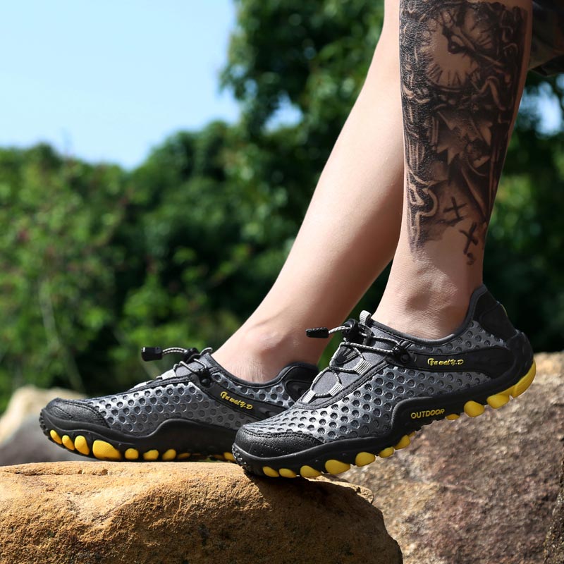 trekking mountain mens sports  - Japanese Elderly Lifestyle reseña y precio