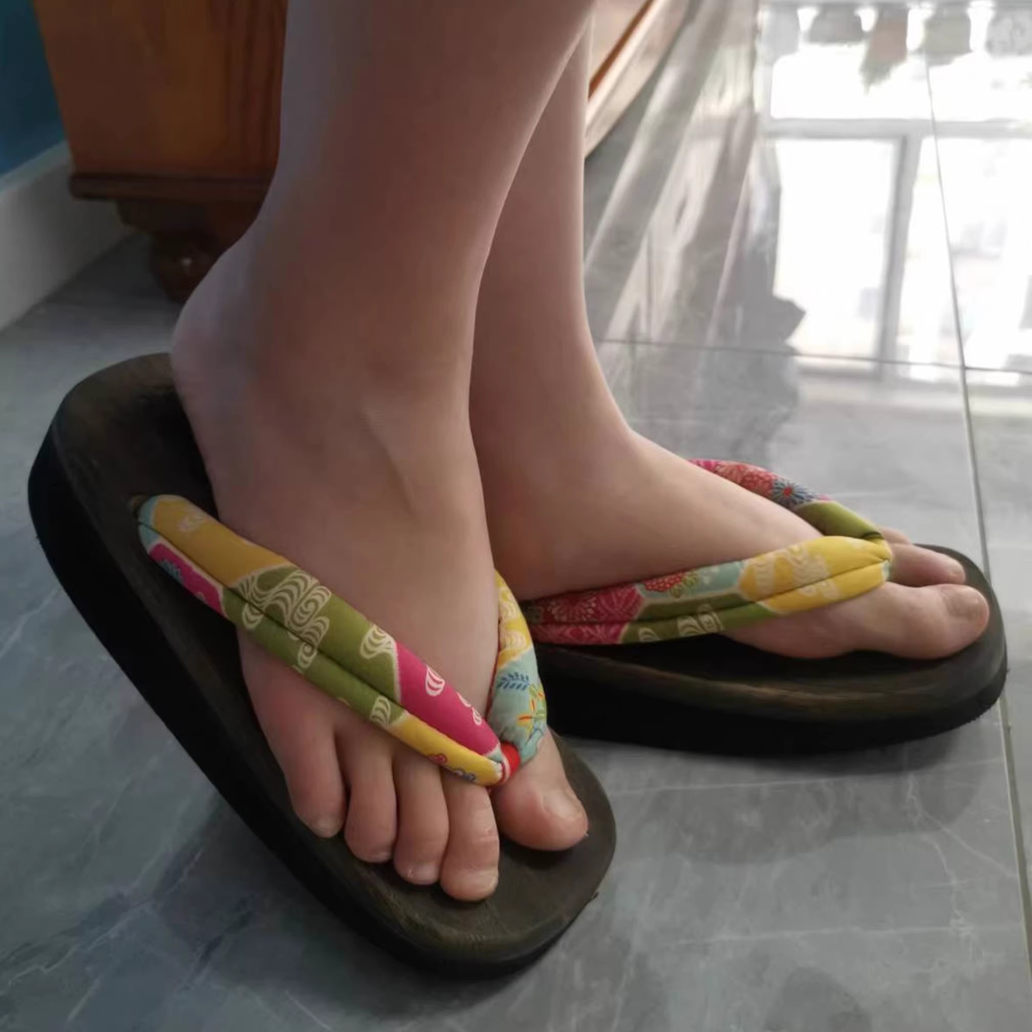 Women's Cosplay Shoes Mid Heel - Geta Wooden Sandal reseña y precio